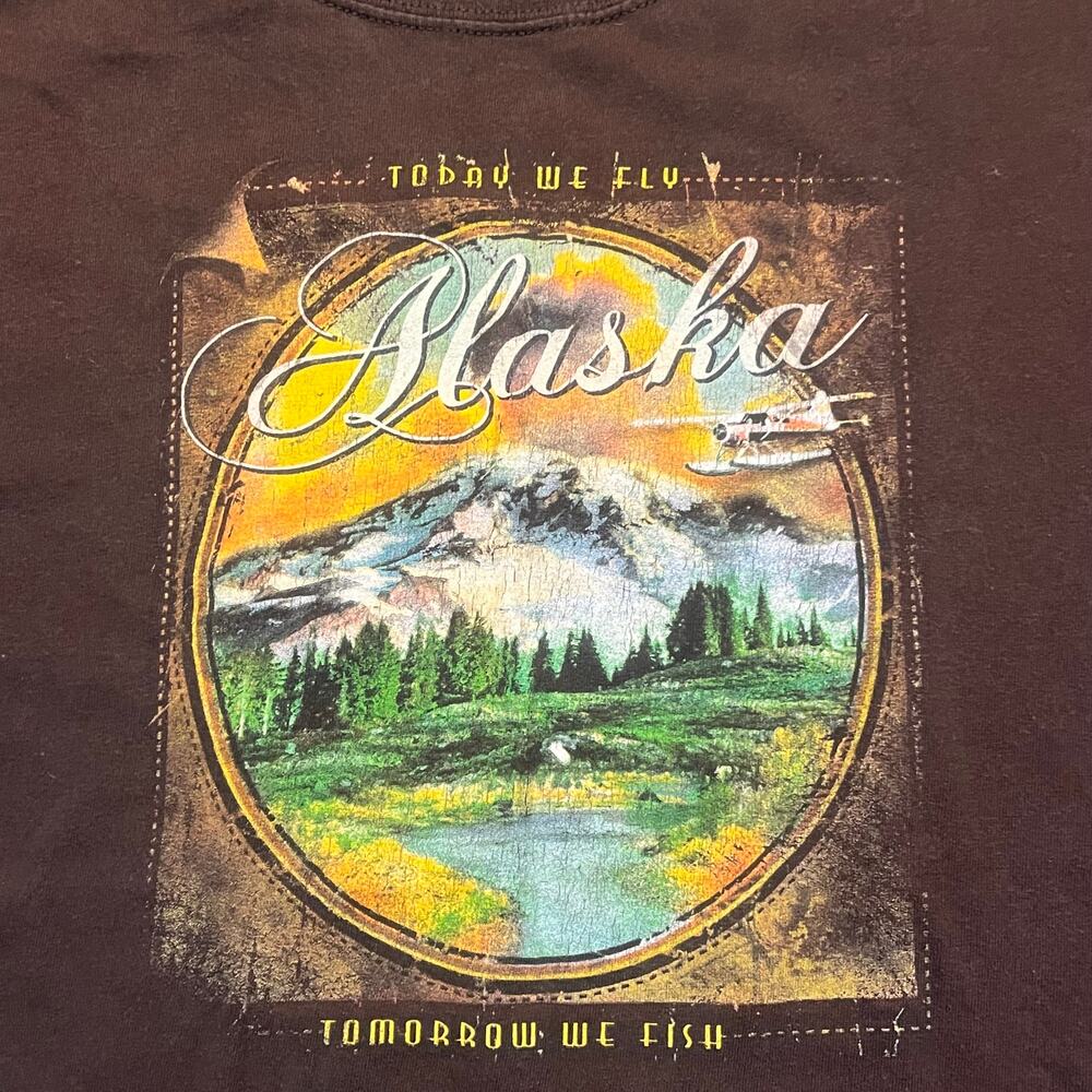 Today We Fly Tomorrow We Fish Alaska Men XL Brown Fishing Graphic‎ T-Shirt